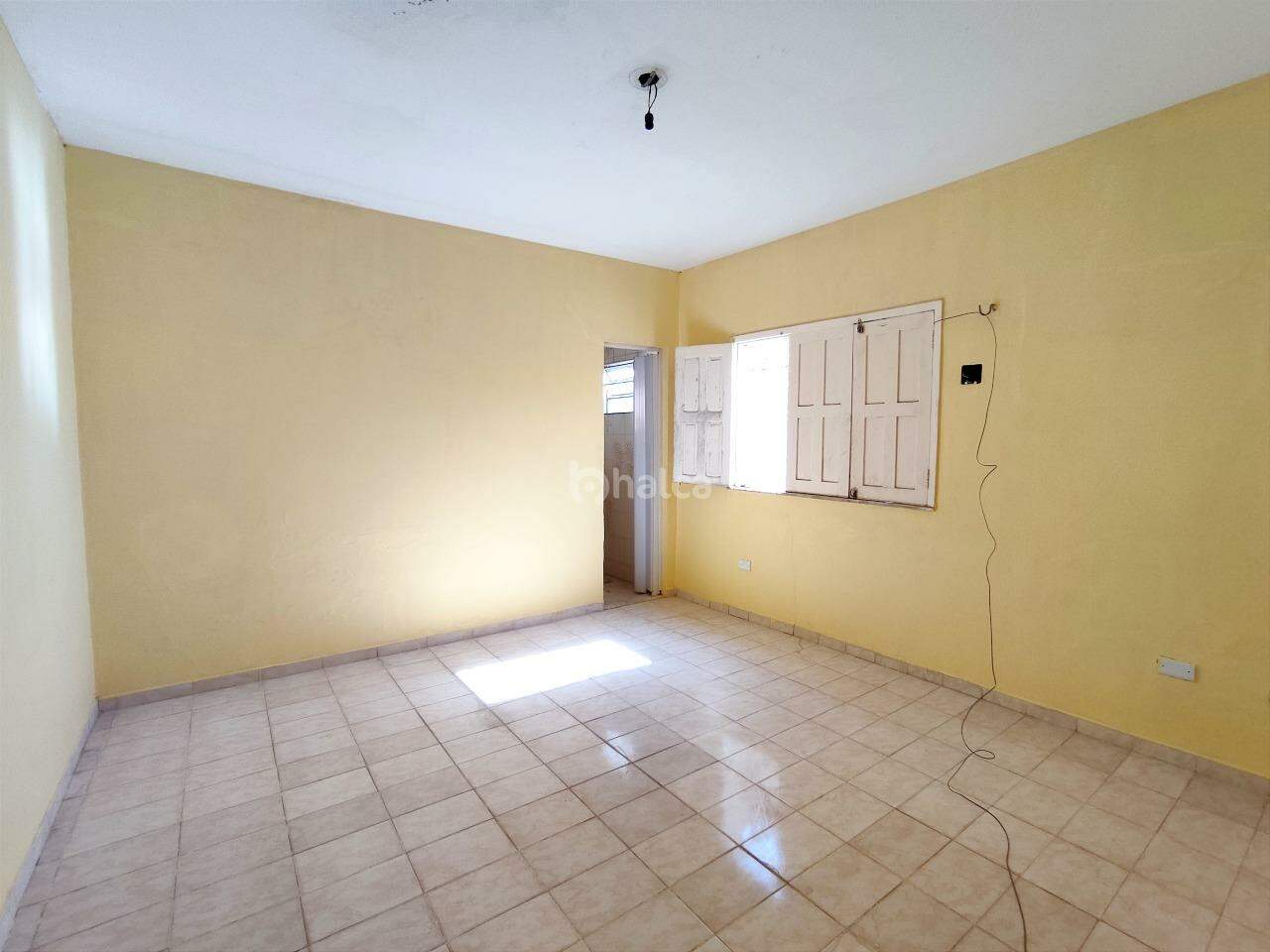 Casa para alugar com 2 quartos, 155m² - Foto 8