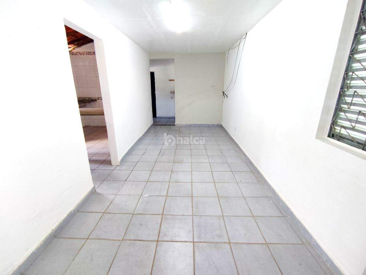 Casa à venda com 2 quartos, 100m² - Foto 6