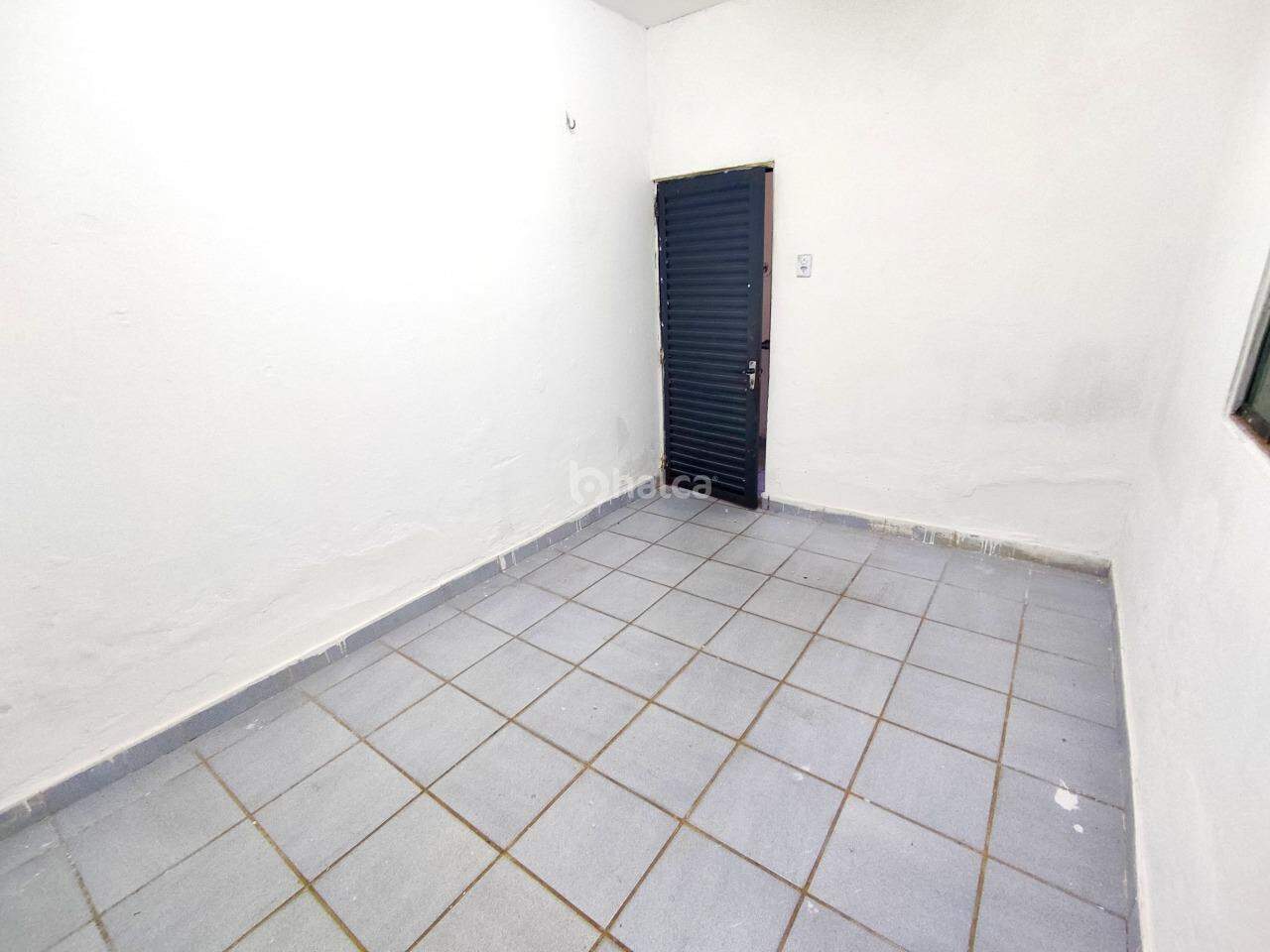 Casa à venda com 2 quartos, 100m² - Foto 11