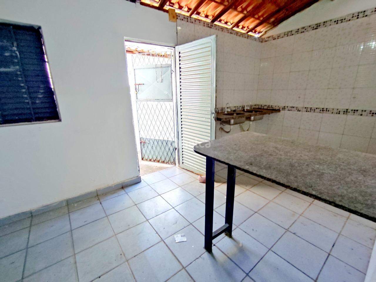 Casa à venda com 2 quartos, 100m² - Foto 16