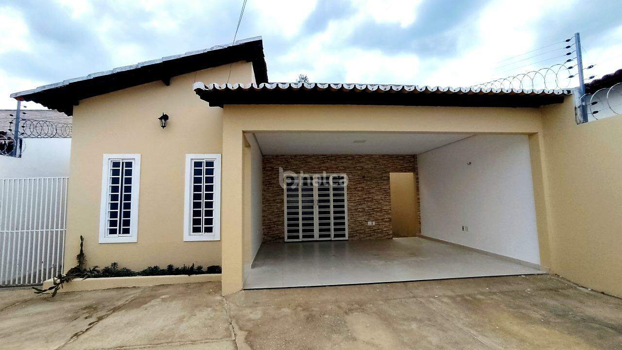 Casa para alugar com 2 quartos, 112m² - Foto 2