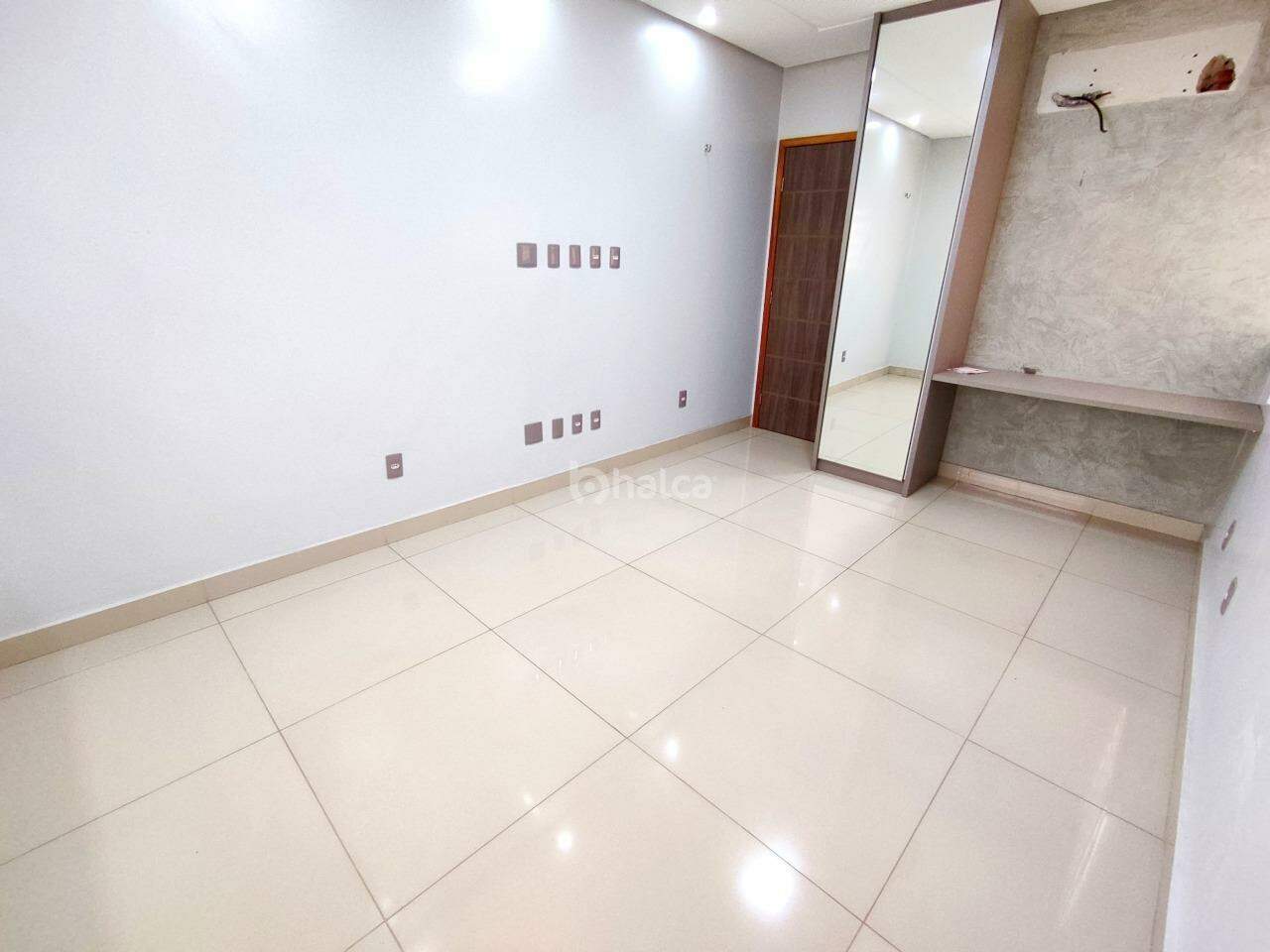 Casa de Condomínio para alugar, 238m² - Foto 20