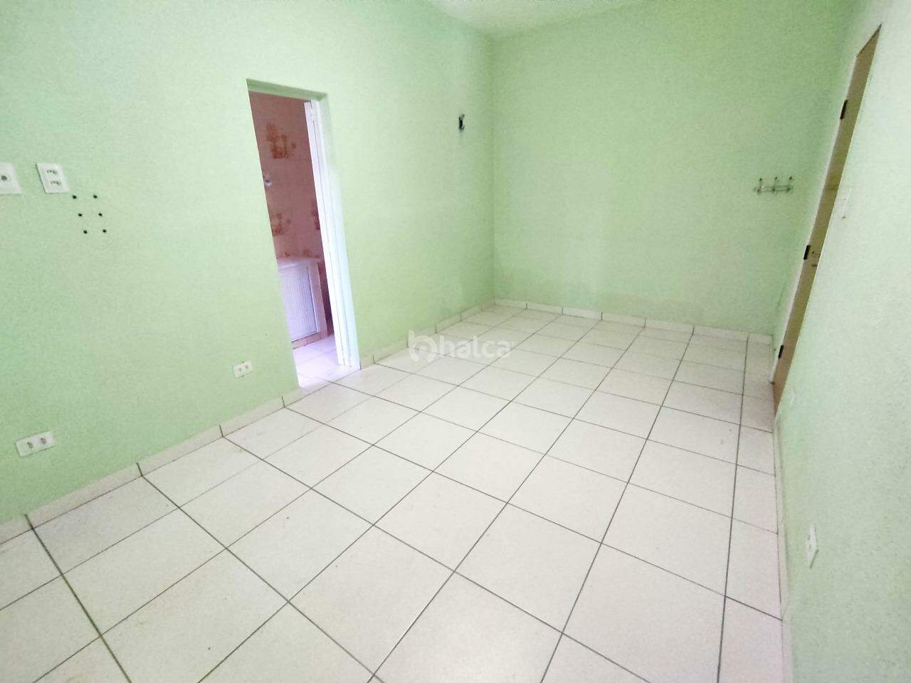 Casa para alugar com 3 quartos, 230m² - Foto 17