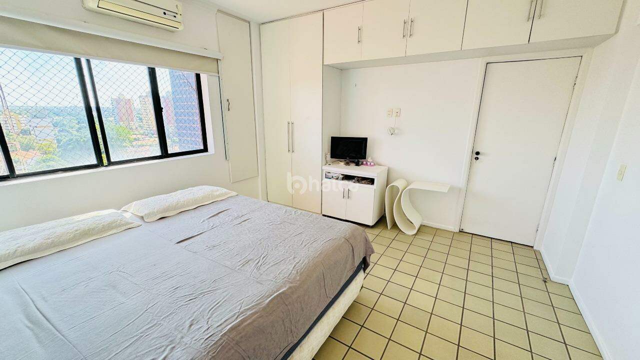 Apartamento à venda com 3 quartos, 179m² - Foto 12