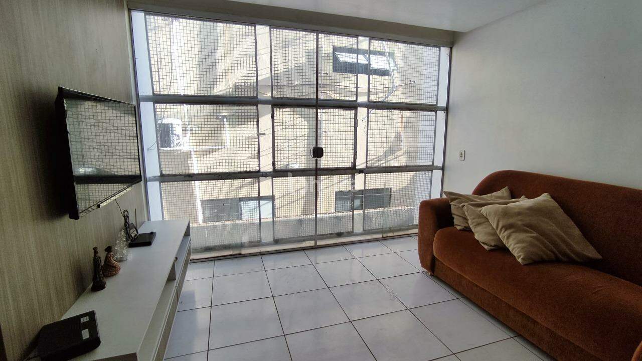 Apartamento à venda com 1 quarto, 93m² - Foto 3