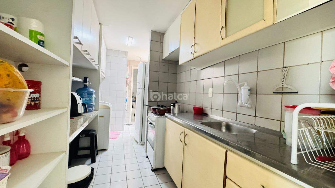 Apartamento à venda com 3 quartos, 70m² - Foto 3