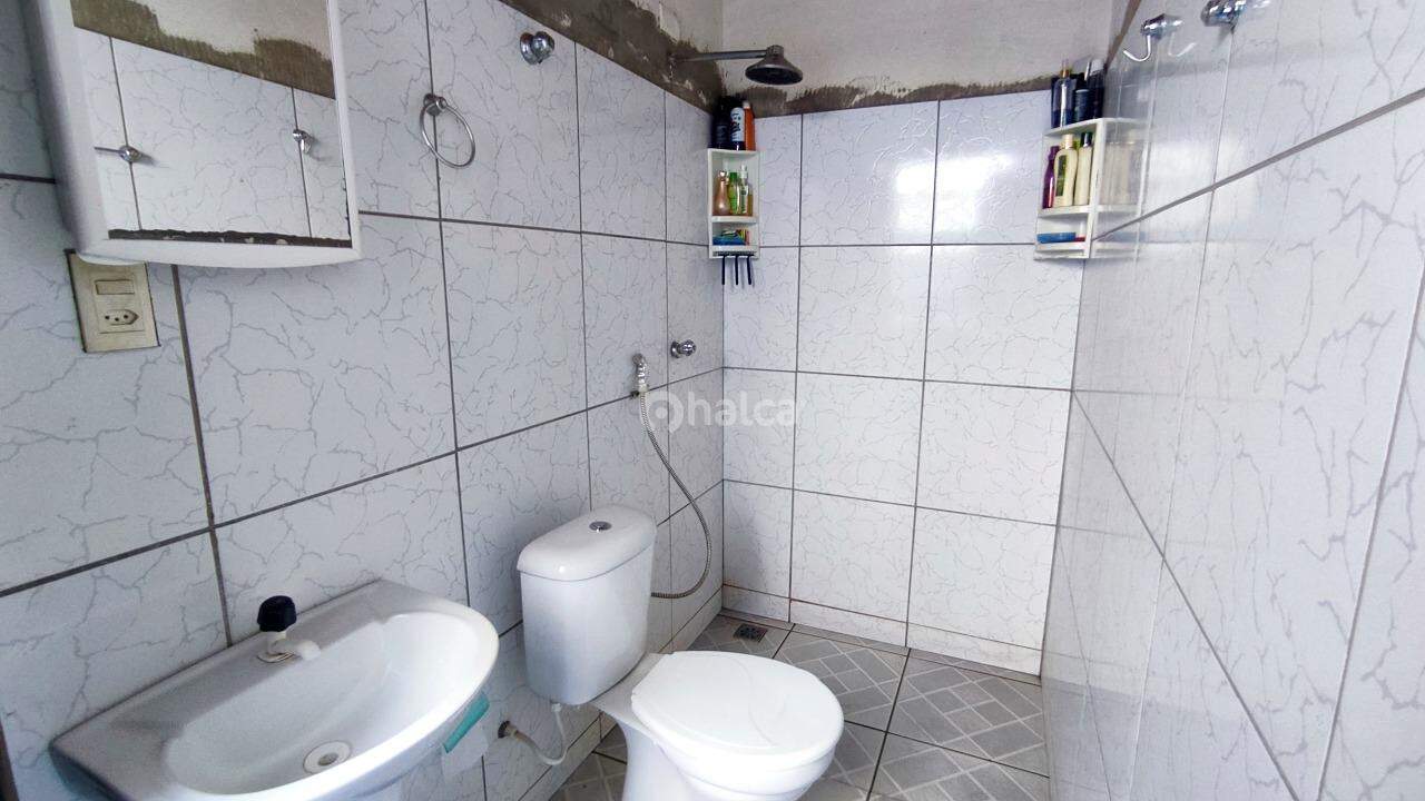 Casa à venda com 2 quartos, 200m² - Foto 10