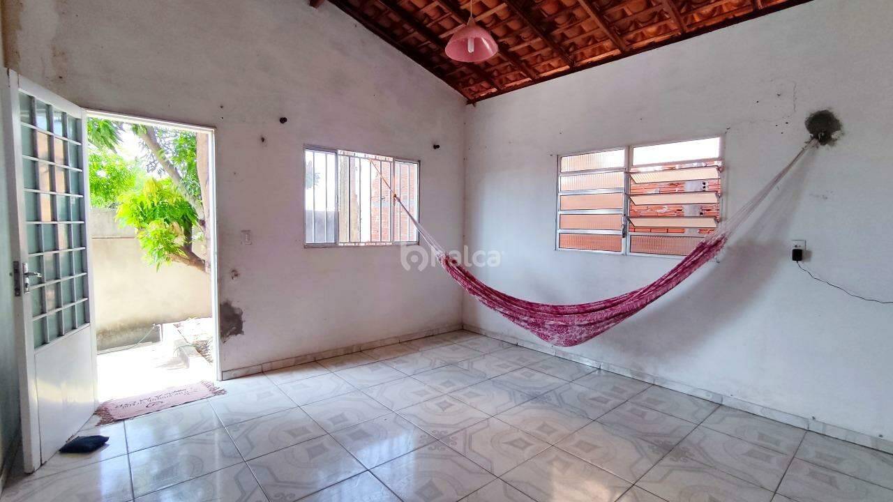 Casa à venda com 2 quartos, 200m² - Foto 5