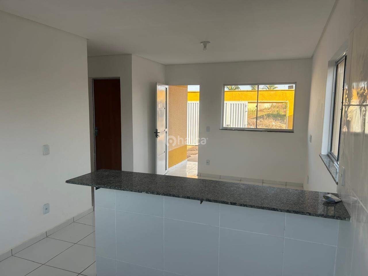 Casa à venda com 2 quartos, 54m² - Foto 4