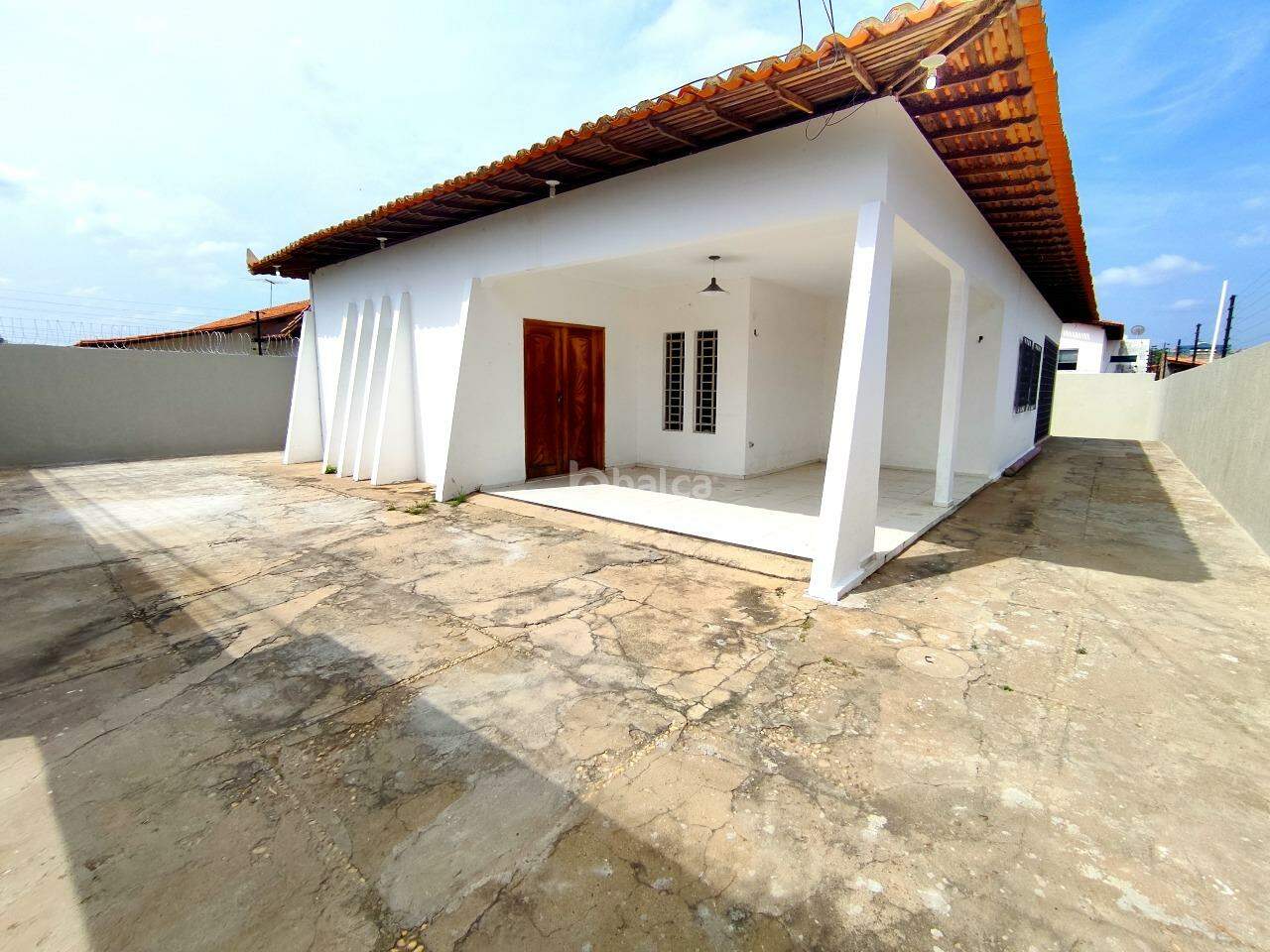 Casa para alugar com 2 quartos, 169m² - Foto 2