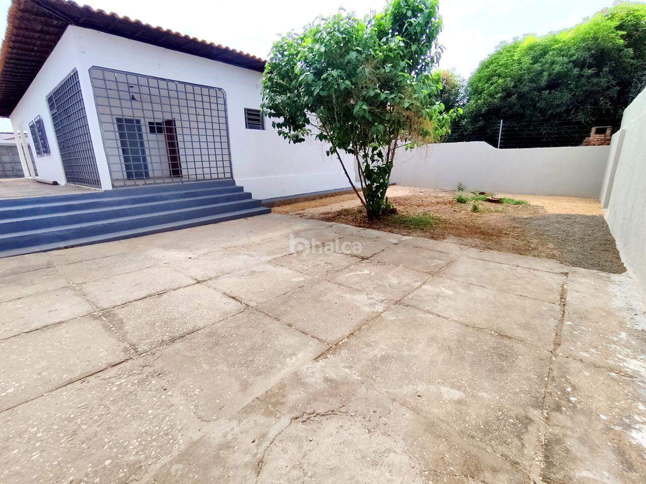 Casa para alugar com 2 quartos, 169m² - Foto 27