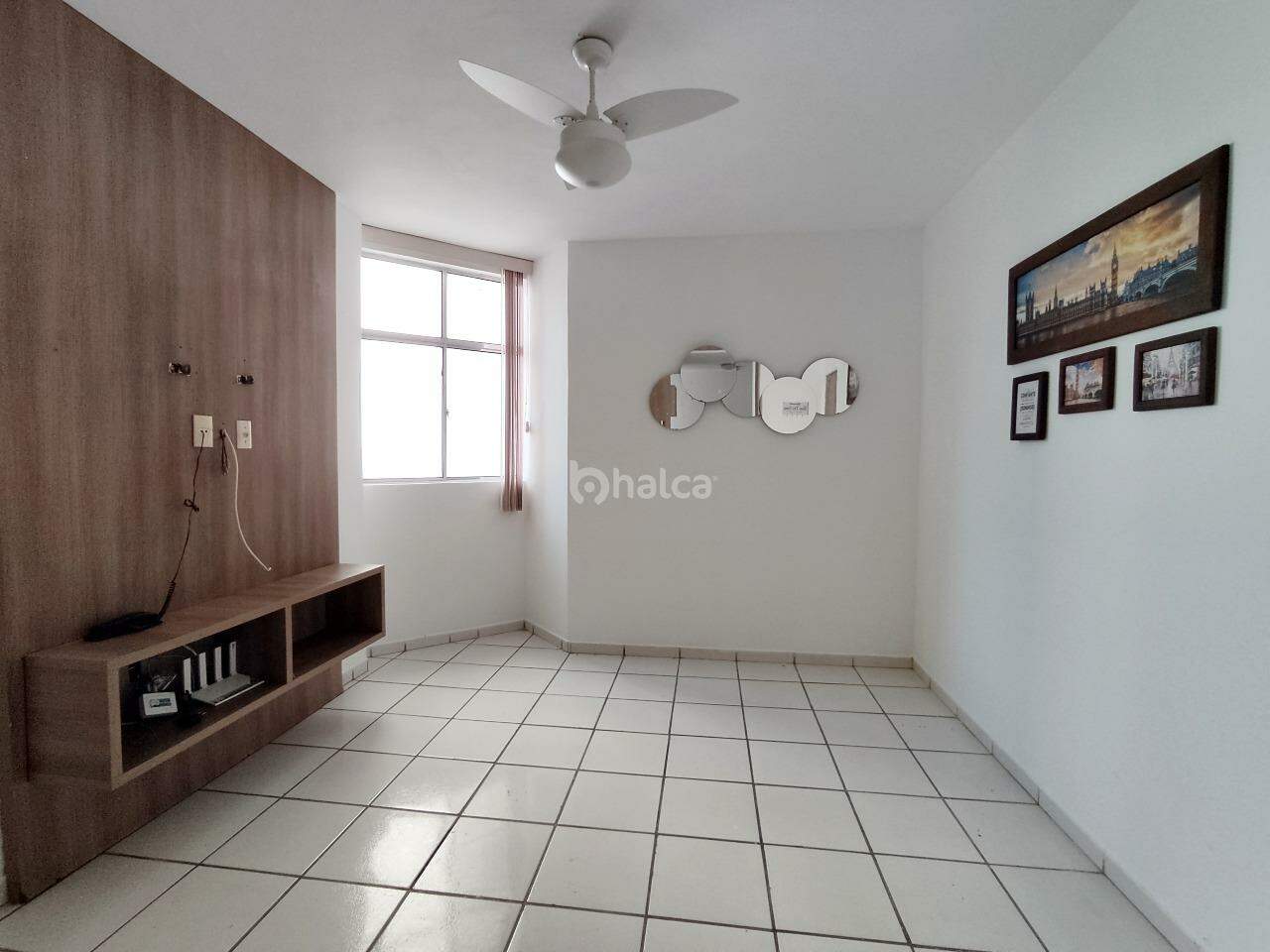 Apartamento para alugar com 2 quartos, 49m² - Foto 2