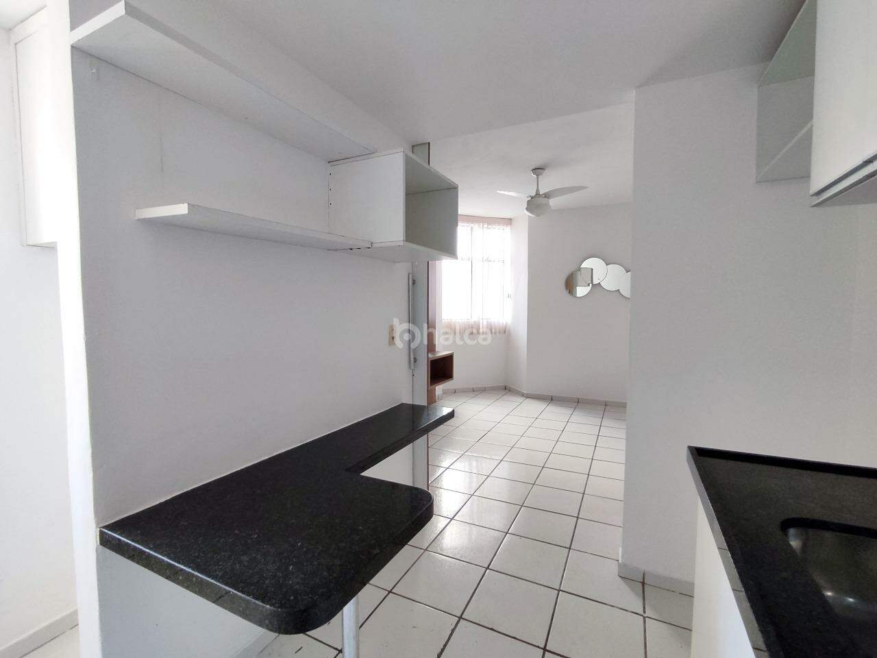 Apartamento para alugar com 2 quartos, 49m² - Foto 6