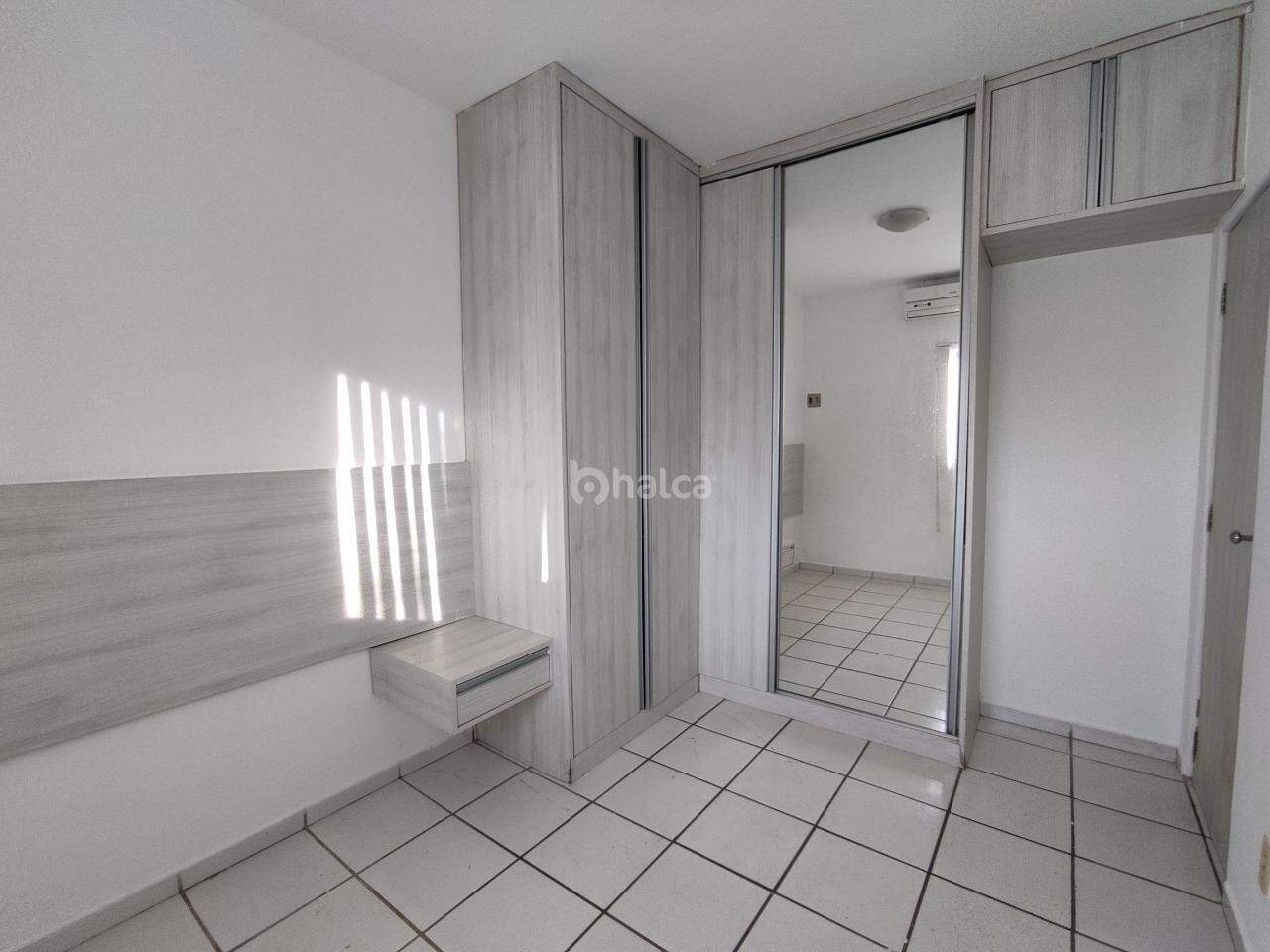 Apartamento para alugar com 2 quartos, 49m² - Foto 11