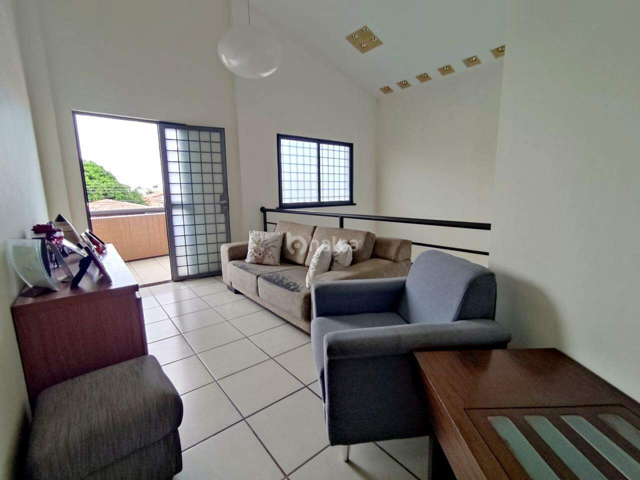 Casa para alugar com 1 quarto, 240m² - Foto 14