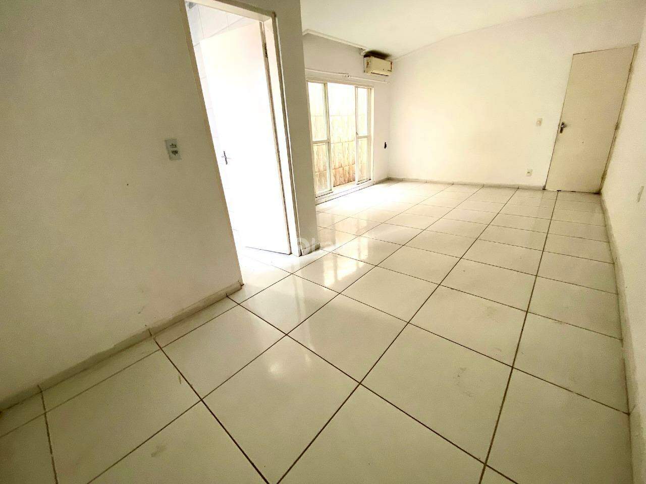 Casa à venda com 1 quarto, 120m² - Foto 14