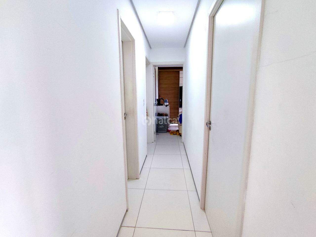 Apartamento à venda com 2 quartos, 60m² - Foto 4