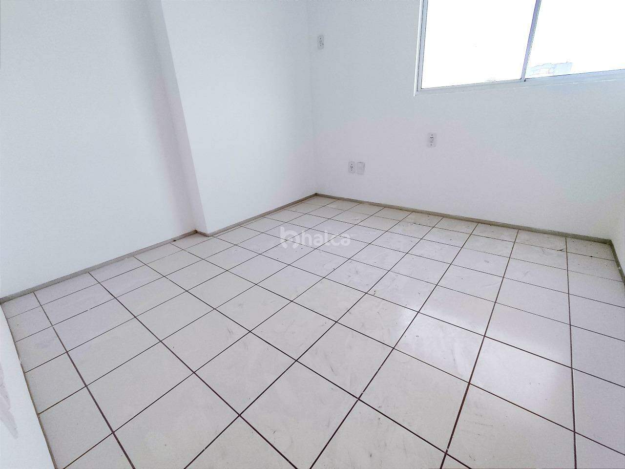 Apartamento à venda com 2 quartos, 70m² - Foto 10