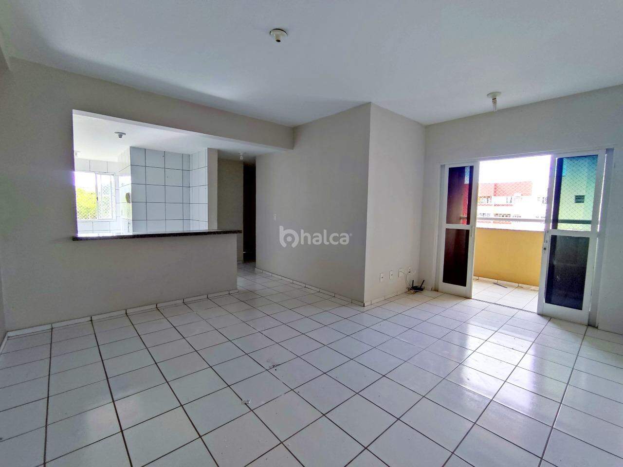 Apartamento para alugar com 3 quartos, 77m² - Foto 2