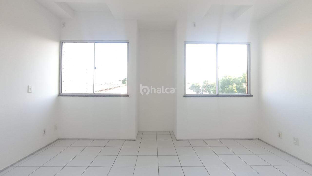 Apartamento para alugar com 2 quartos, 60m² - Foto 13