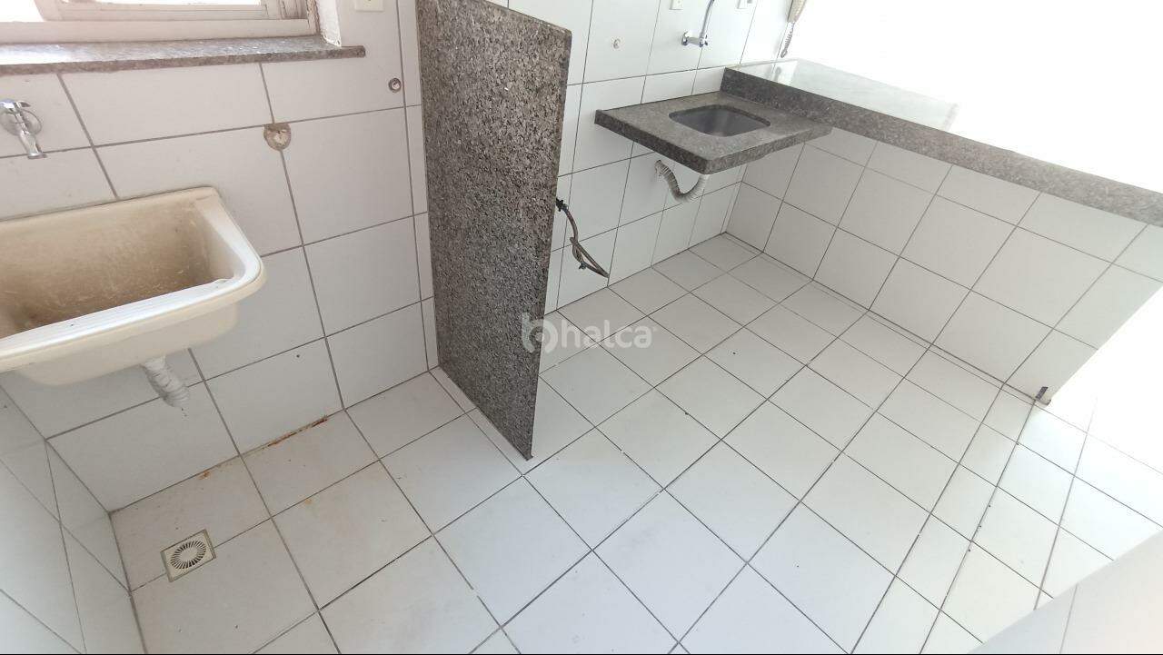 Apartamento para alugar com 2 quartos, 60m² - Foto 23