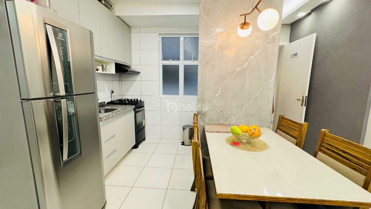 Apartamento à venda com 3 quartos, 60m² - Foto 7