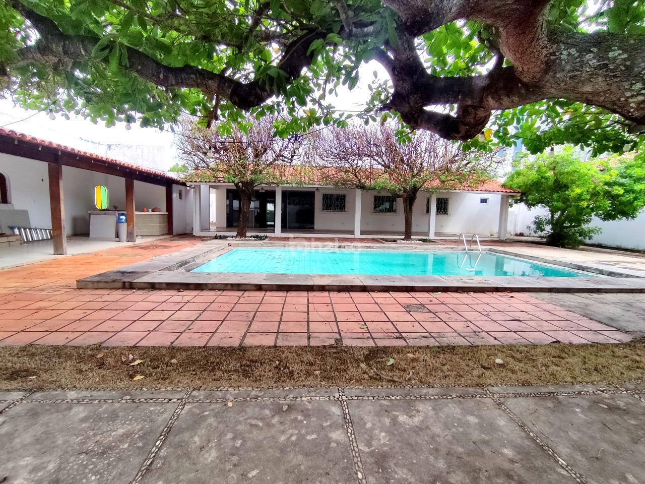 Casa, 3 quartos, 376 m² - Foto 6