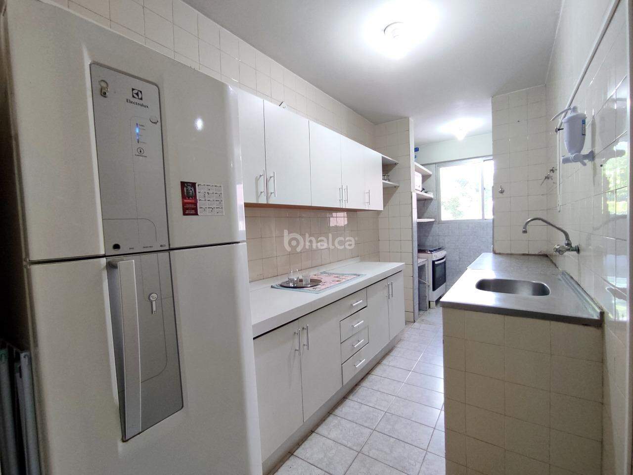 Apartamento para alugar com 3 quartos, 70m² - Foto 4