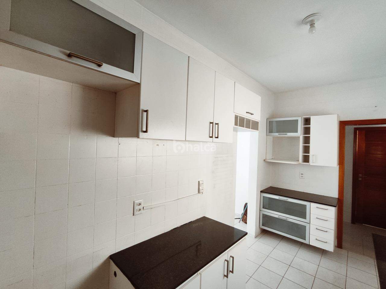 Apartamento à venda com 2 quartos, 110m² - Foto 20