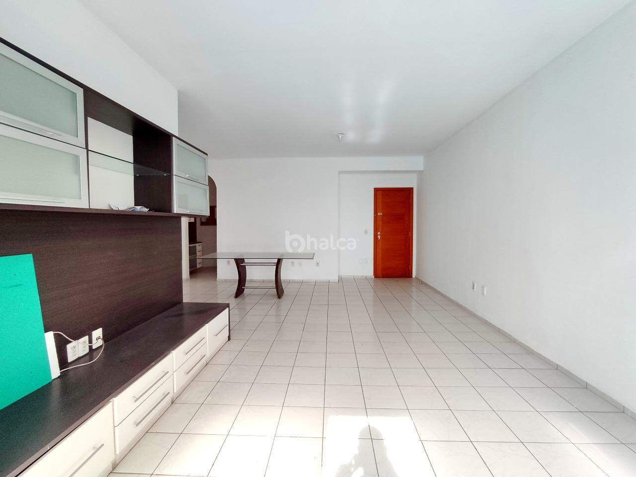 Apartamento à venda com 2 quartos, 110m² - Foto 5