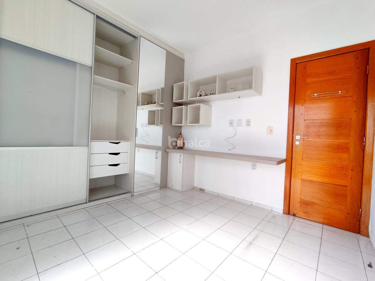 Apartamento à venda com 2 quartos, 110m² - Foto 10