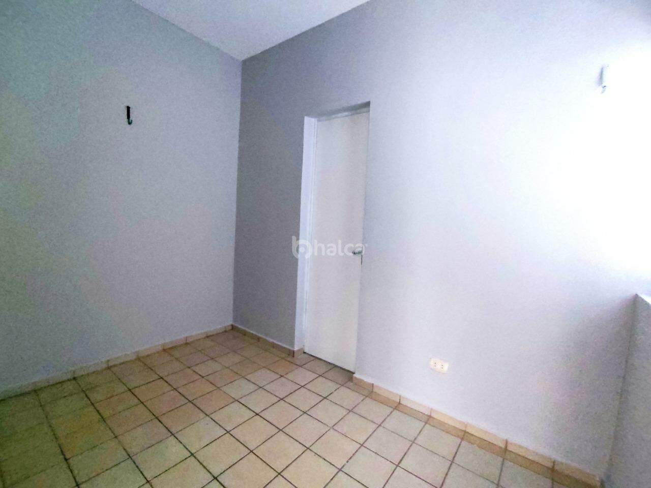 Apartamento para alugar com 2 quartos, 78m² - Foto 11