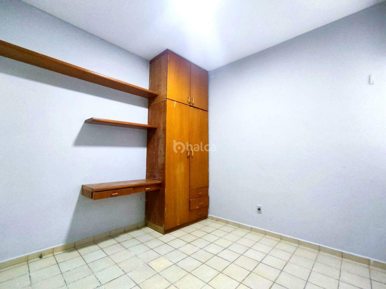 Apartamento para alugar com 2 quartos, 78m² - Foto 9