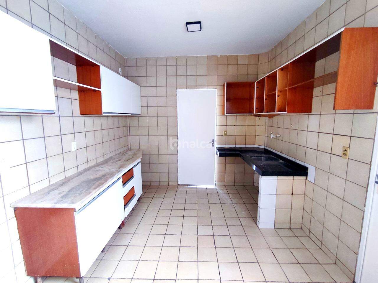 Apartamento para alugar com 2 quartos, 78m² - Foto 15