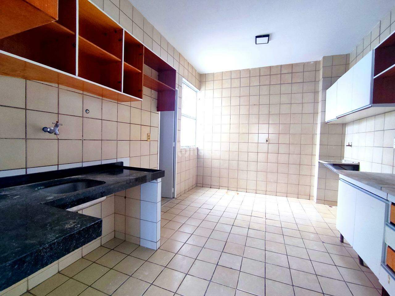 Apartamento para alugar com 2 quartos, 78m² - Foto 17