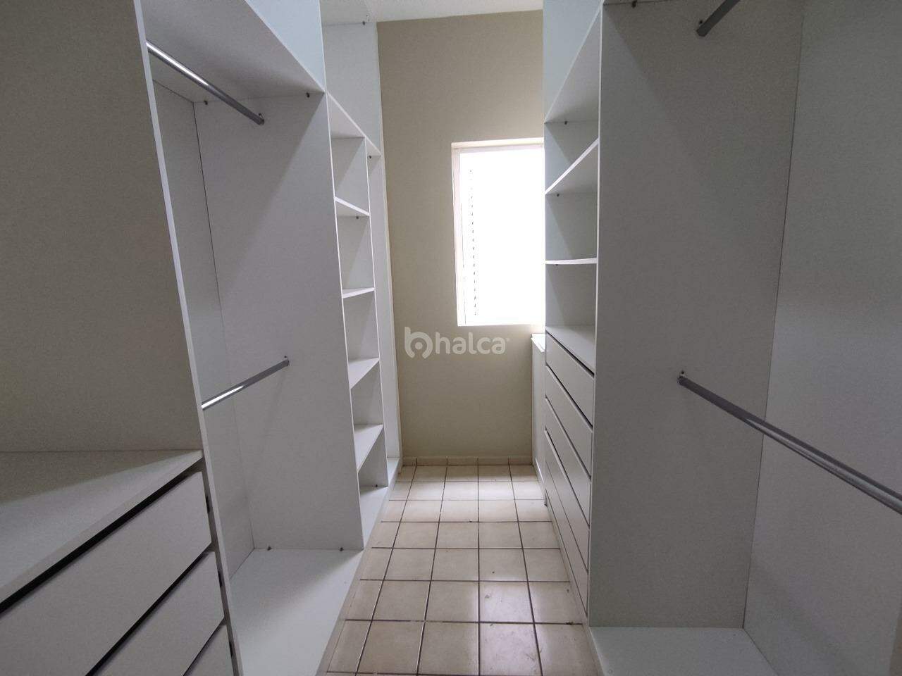 Apartamento para alugar com 2 quartos, 78m² - Foto 9