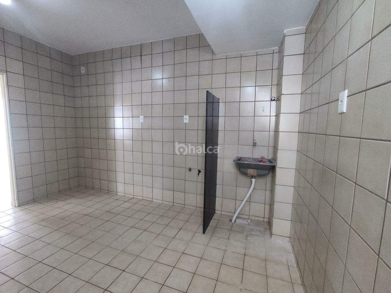 Apartamento para alugar com 2 quartos, 78m² - Foto 4