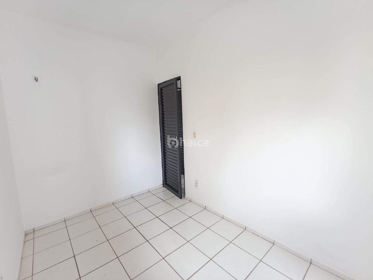 Apartamento à venda com 3 quartos, 55m² - Foto 11