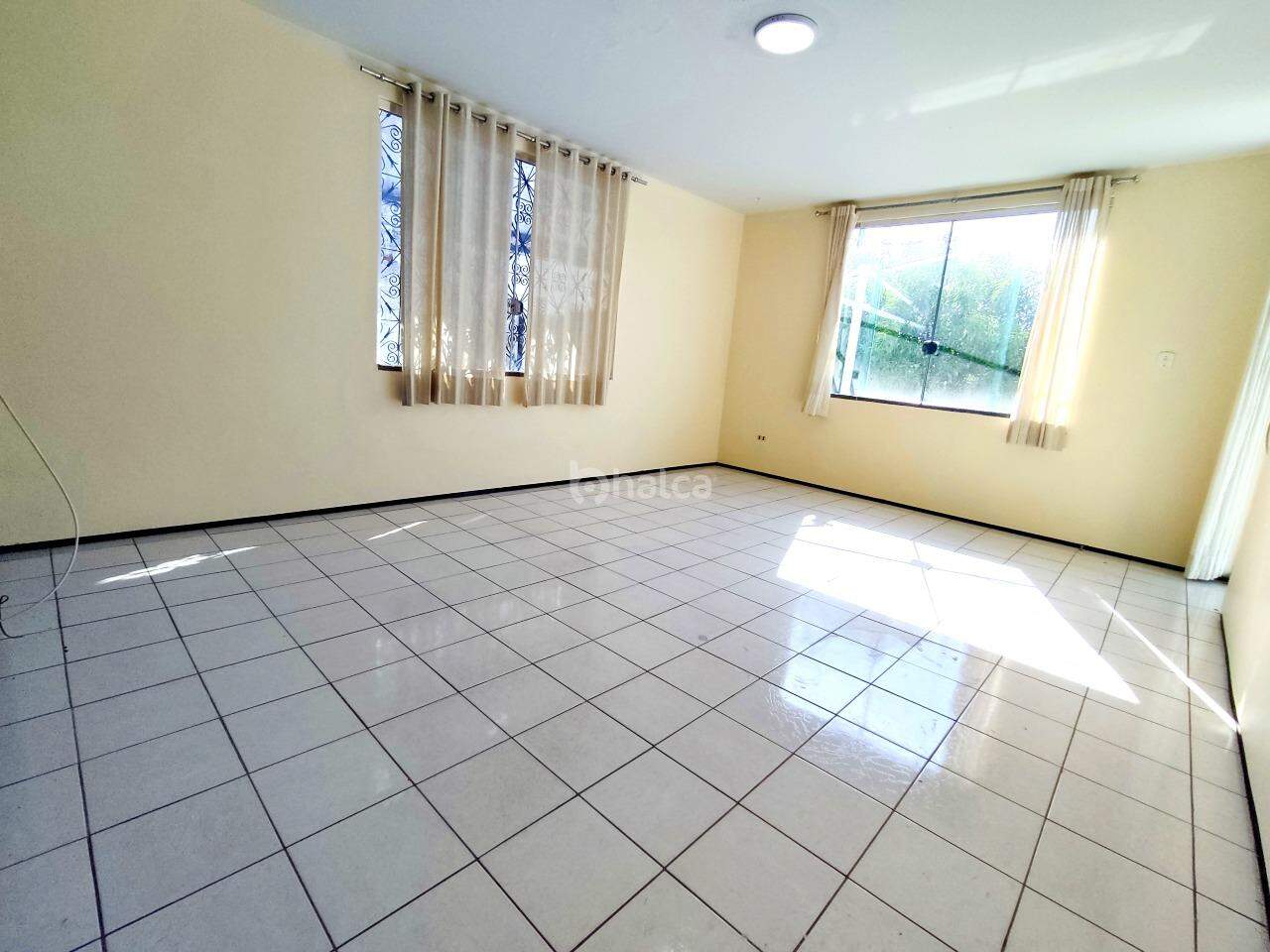 Casa para alugar com 1 quarto, 270m² - Foto 6