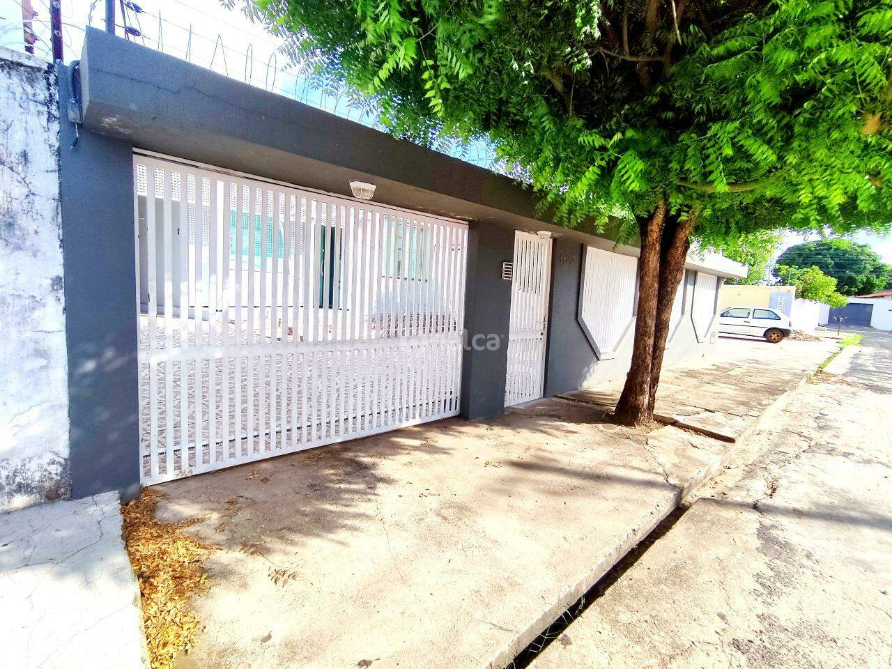 Casa para alugar com 1 quarto, 270m² - Foto 1