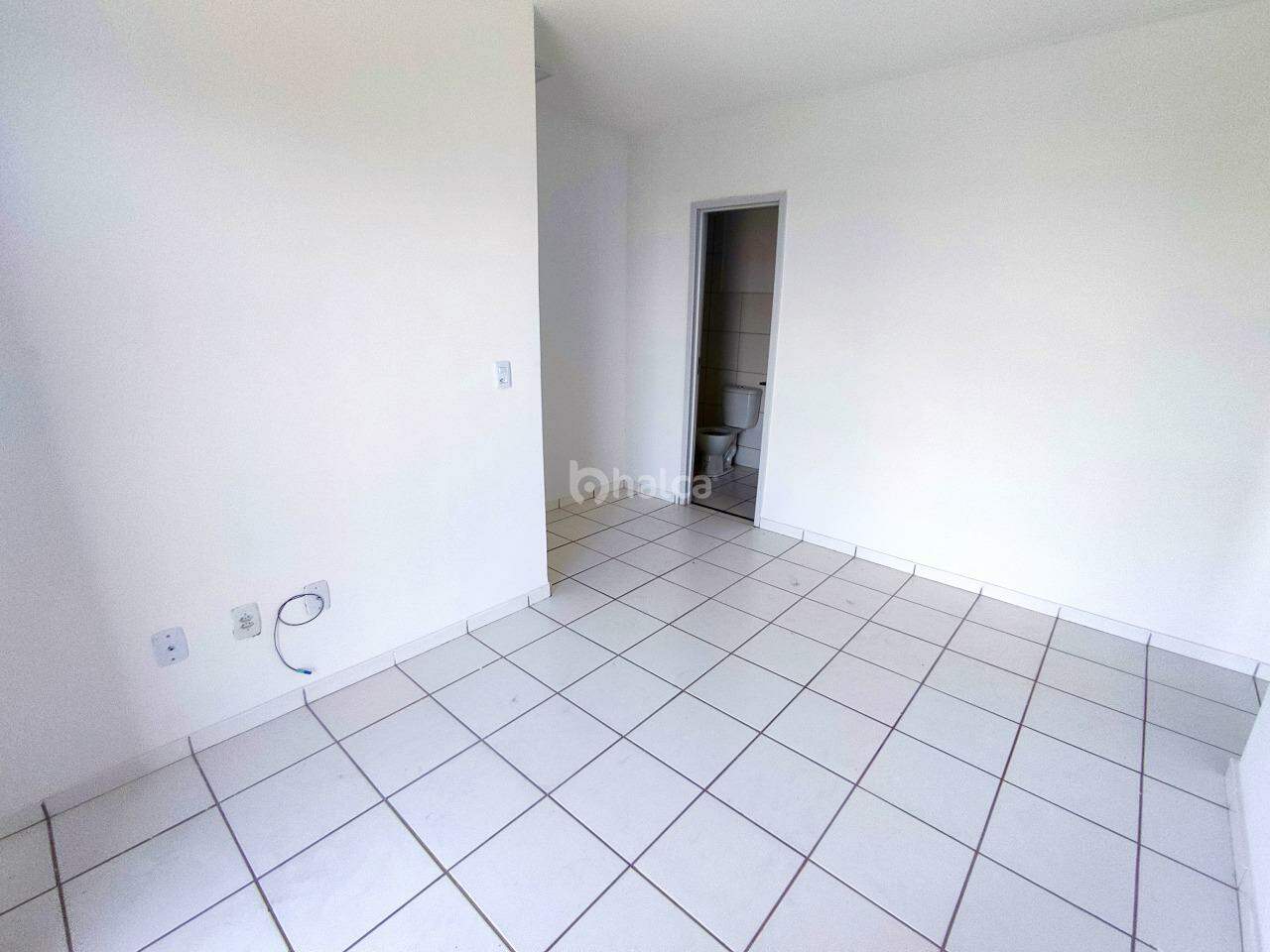 Apartamento para alugar com 1 quarto, 62m² - Foto 3