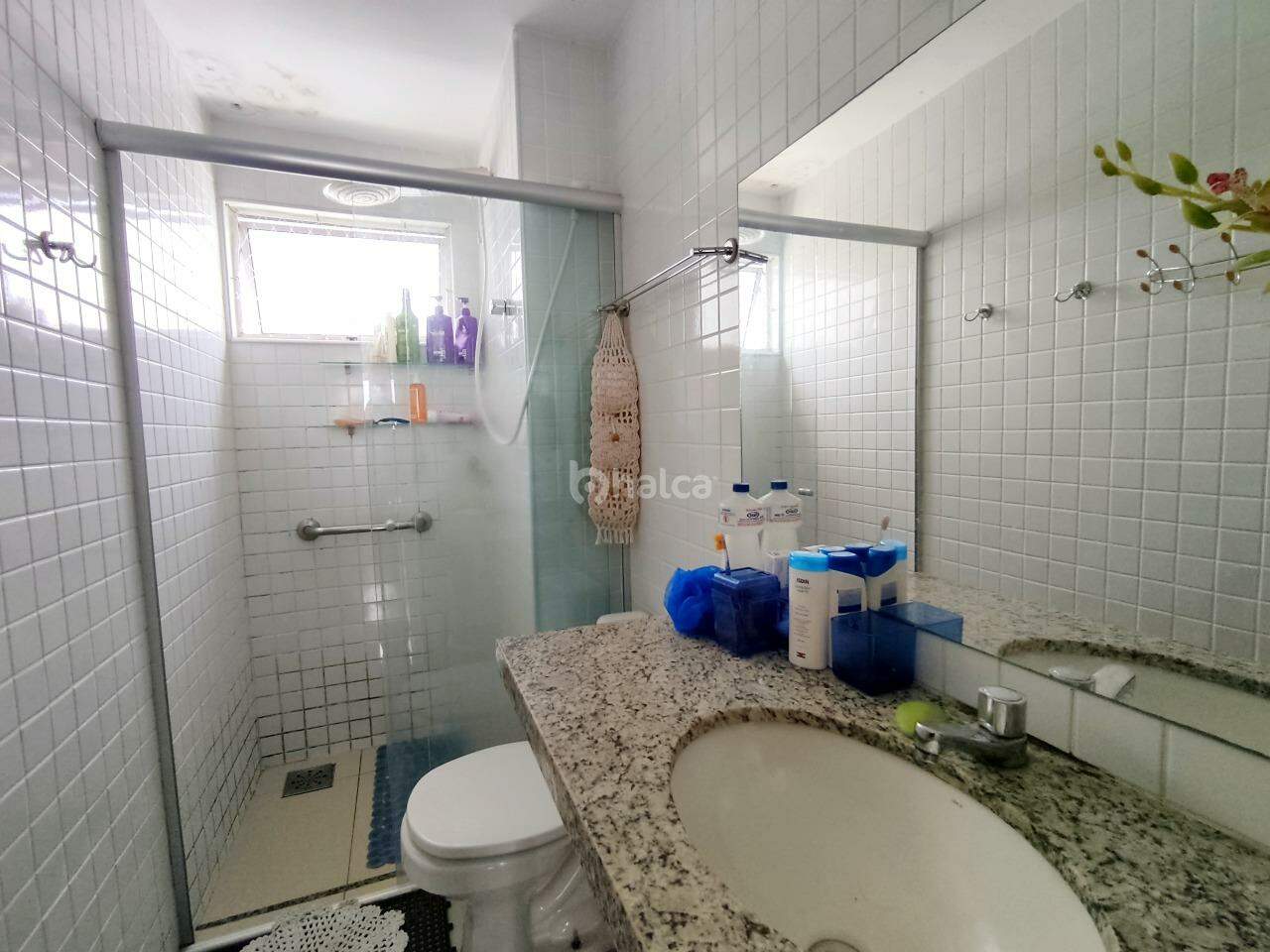 Apartamento à venda com 3 quartos, 107m² - Foto 7