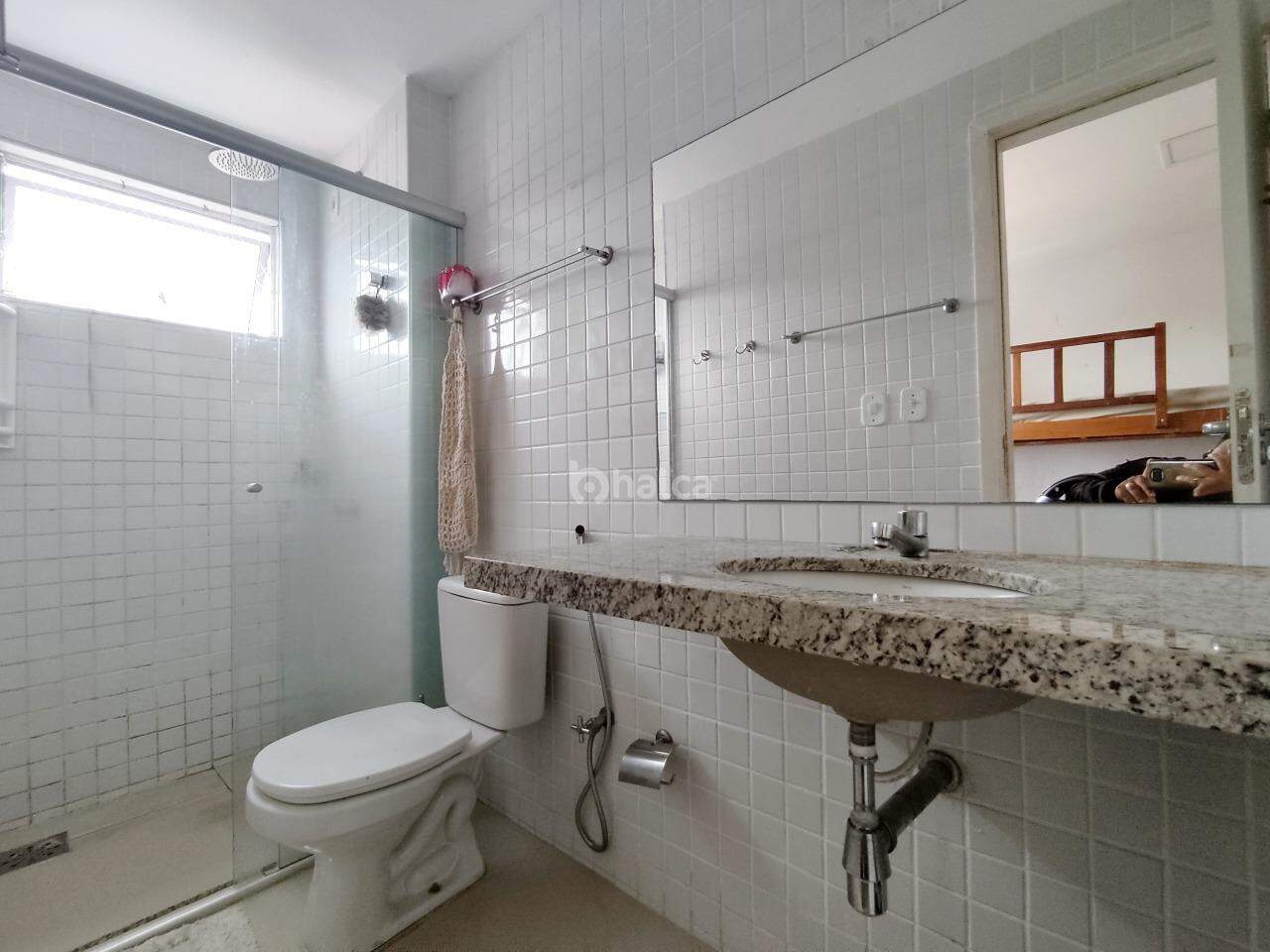 Apartamento à venda com 3 quartos, 107m² - Foto 8