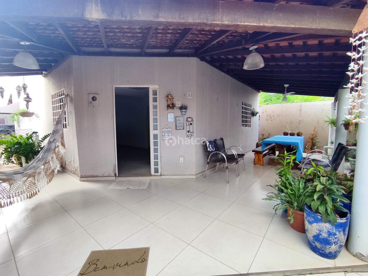 Casa à venda com 4 quartos, 245m² - Foto 2