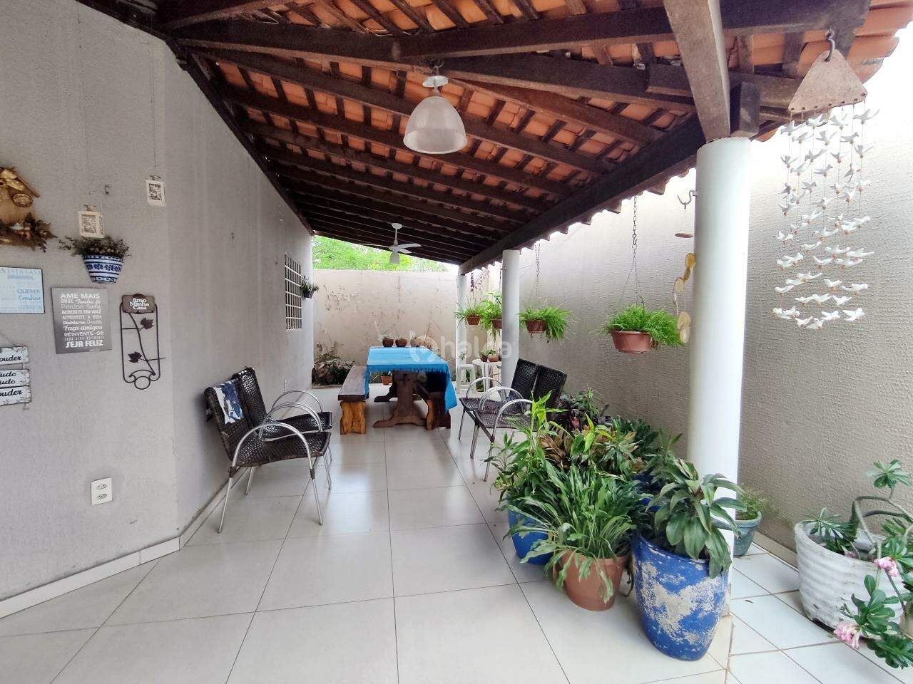 Casa à venda com 4 quartos, 245m² - Foto 3