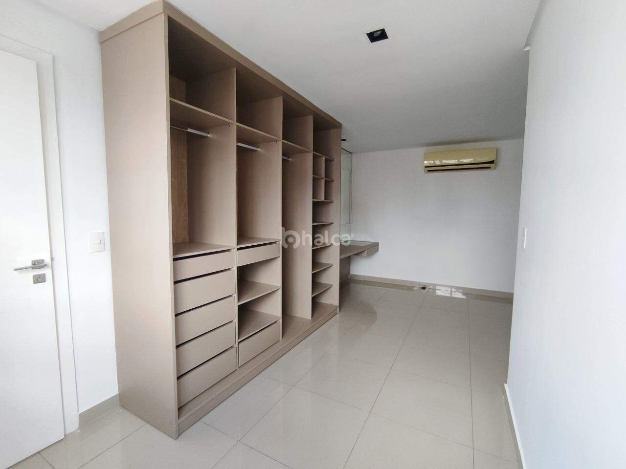 Apartamento para alugar com 1 quarto, 62m² - Foto 8