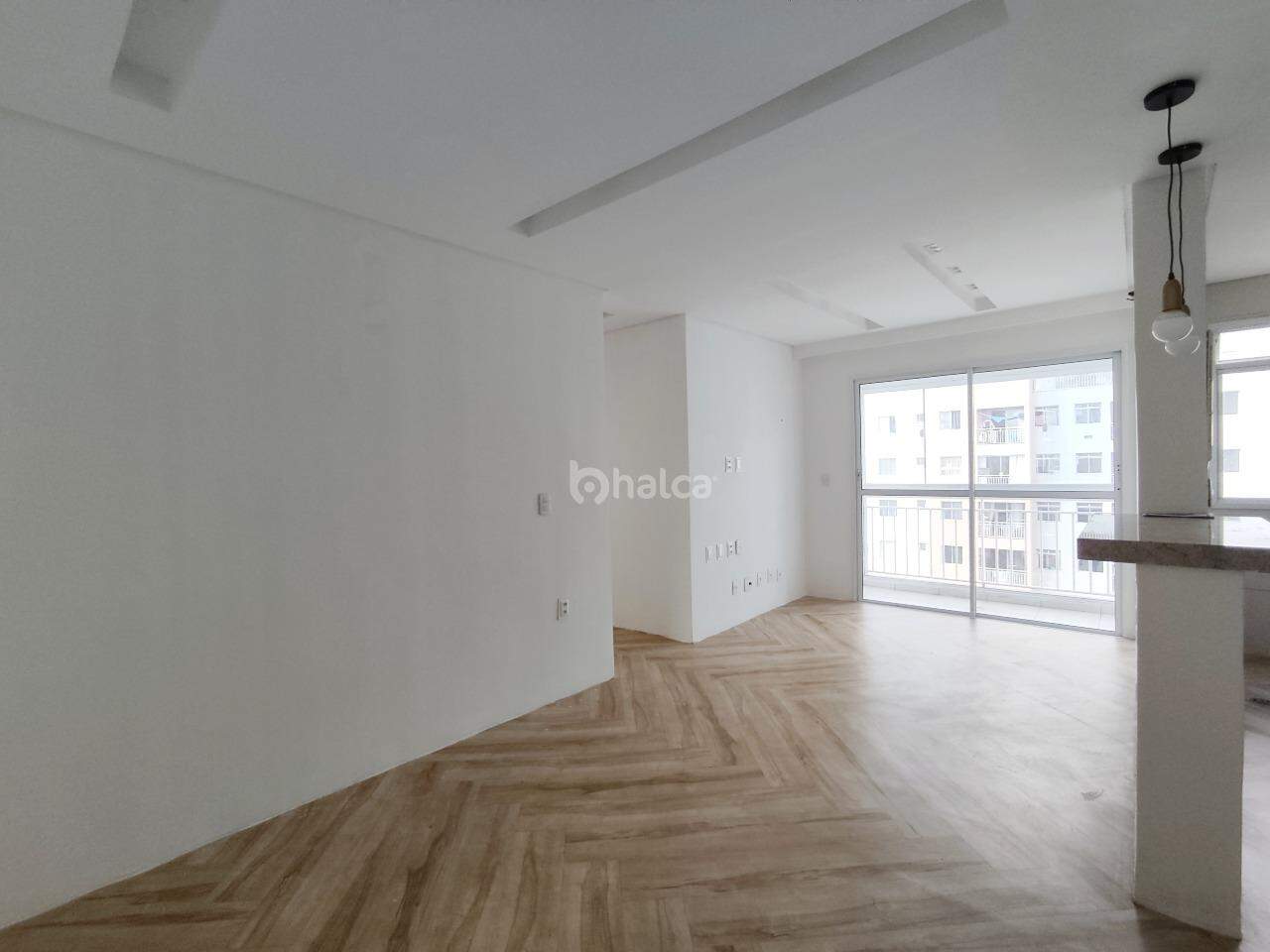 Apartamento à venda com 3 quartos, 75m² - Foto 3