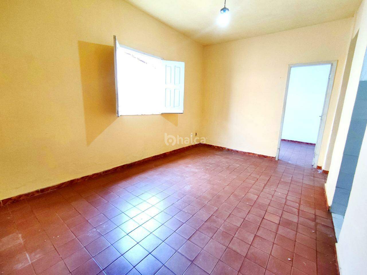 Casa à venda com 5 quartos, 105m² - Foto 8