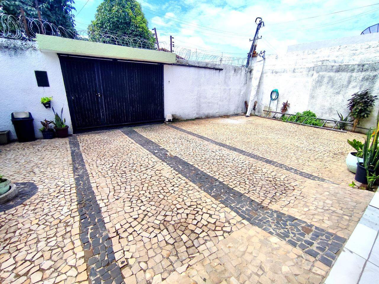 Casa, 1 quarto, 169 m² - Foto 3