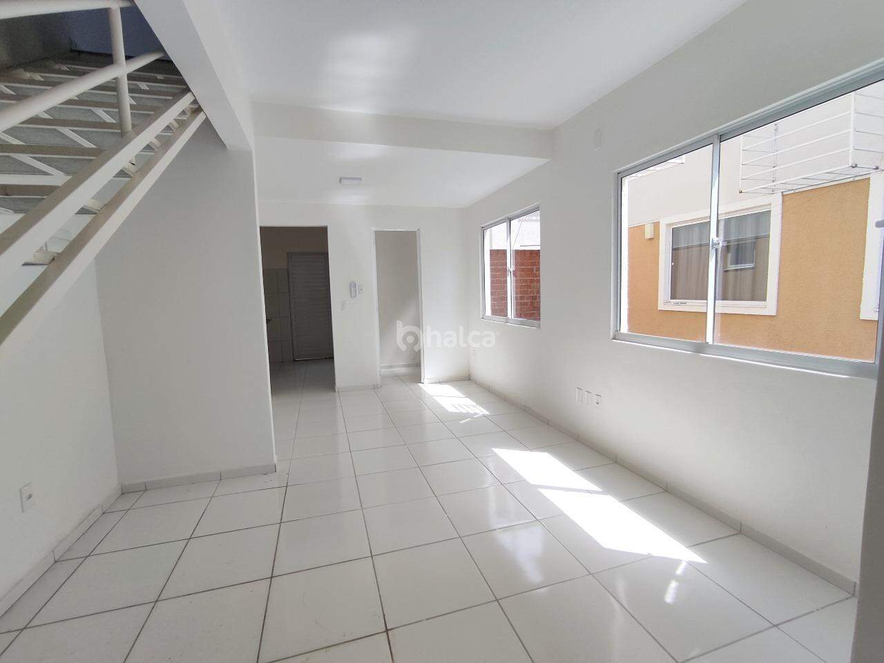 Casa de Condomínio à venda com 2 quartos, 61m² - Foto 3